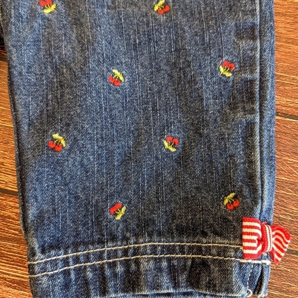𝅺GYMBOREE Cherry Denim Jean - Picture 3 of 4